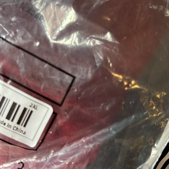 Small Town Tee - Picture 3 of 4